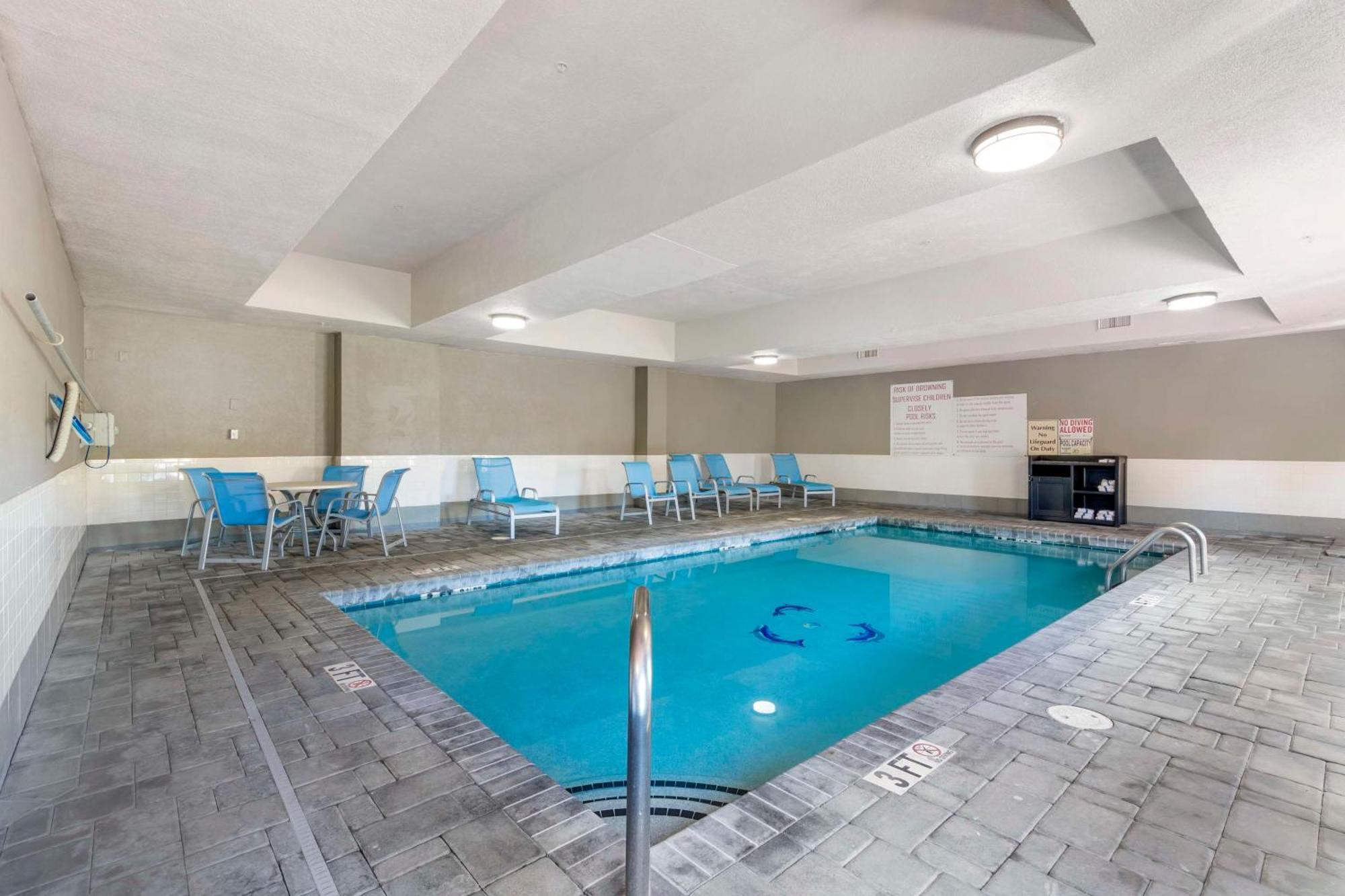 Best Western Savannah Airport Inn & Suites Pooler Esterno foto