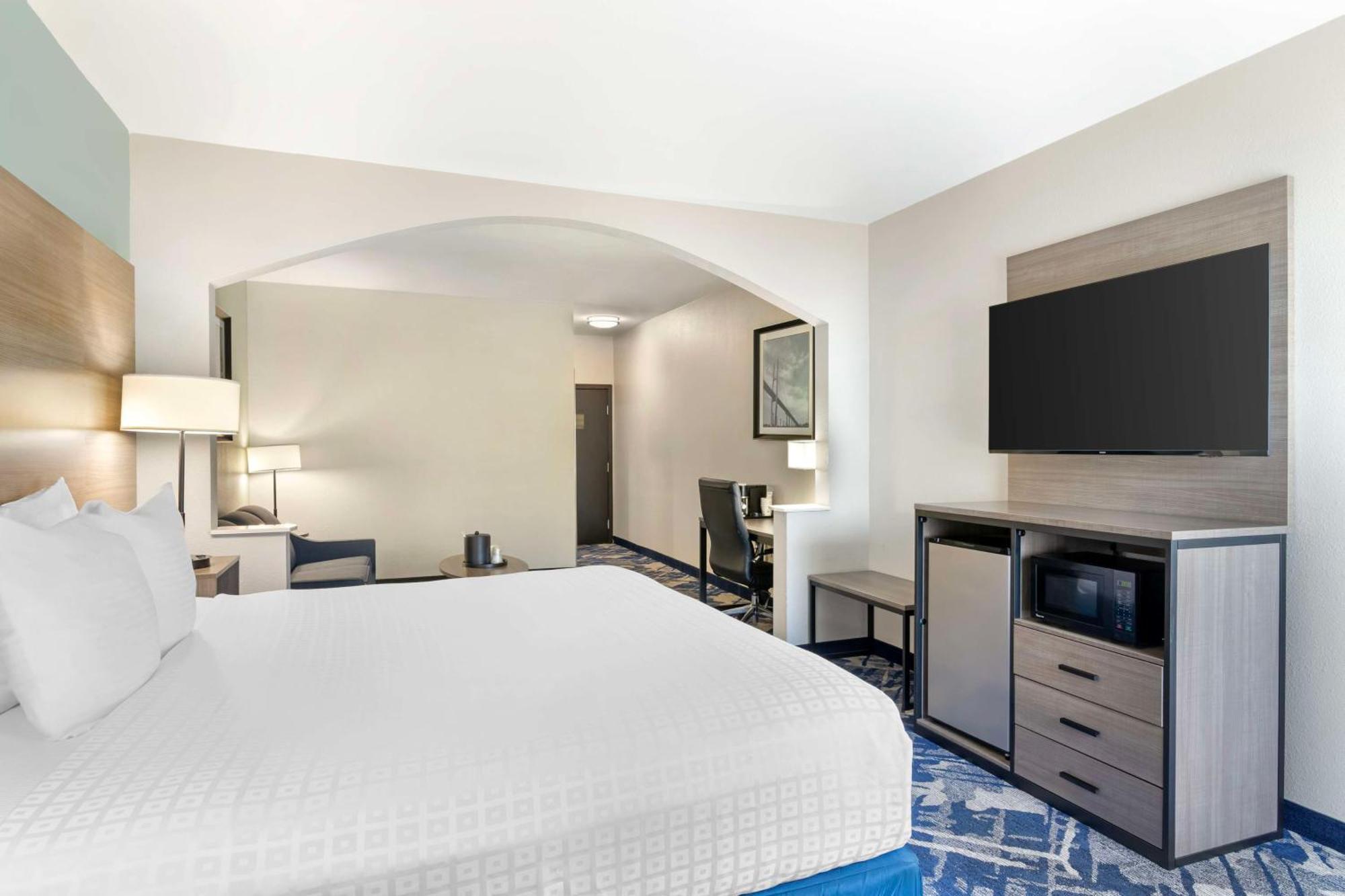 Best Western Savannah Airport Inn & Suites Pooler Esterno foto