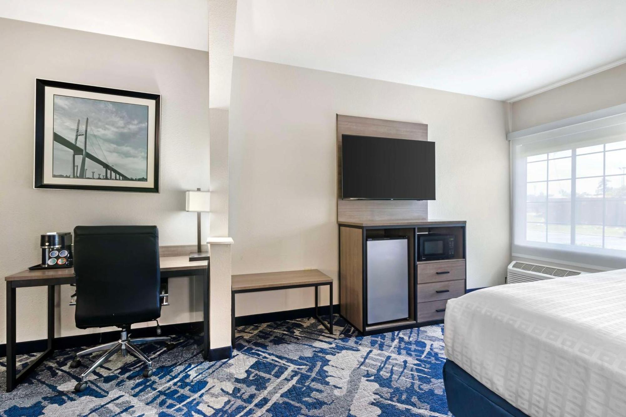 Best Western Savannah Airport Inn & Suites Pooler Esterno foto