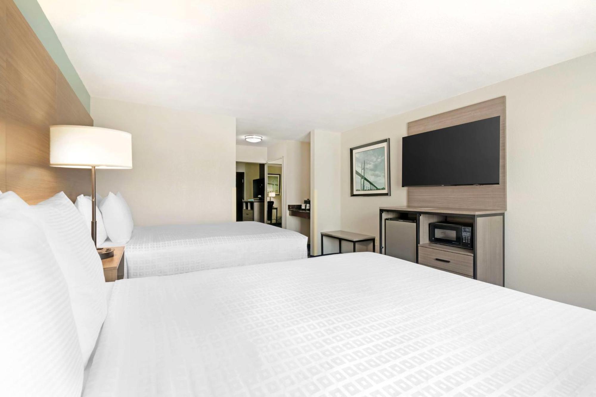 Best Western Savannah Airport Inn & Suites Pooler Esterno foto