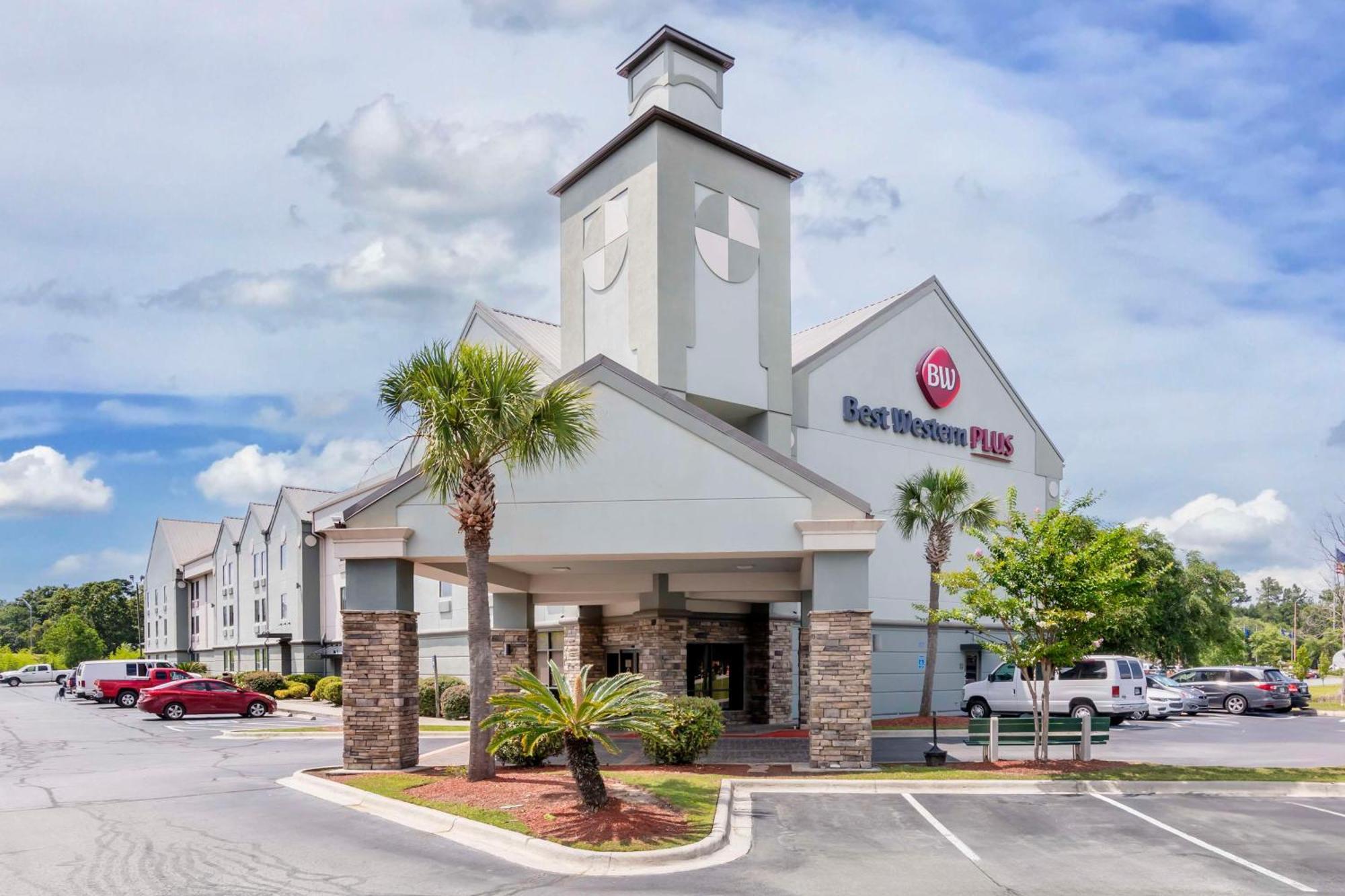 Best Western Savannah Airport Inn & Suites Pooler Esterno foto