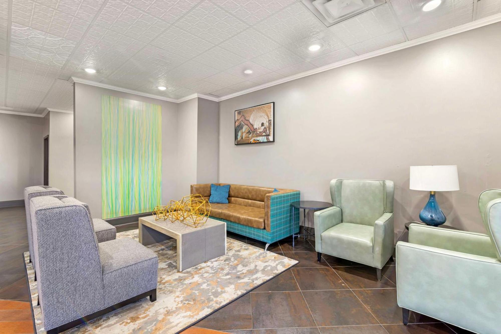 Best Western Savannah Airport Inn & Suites Pooler Esterno foto