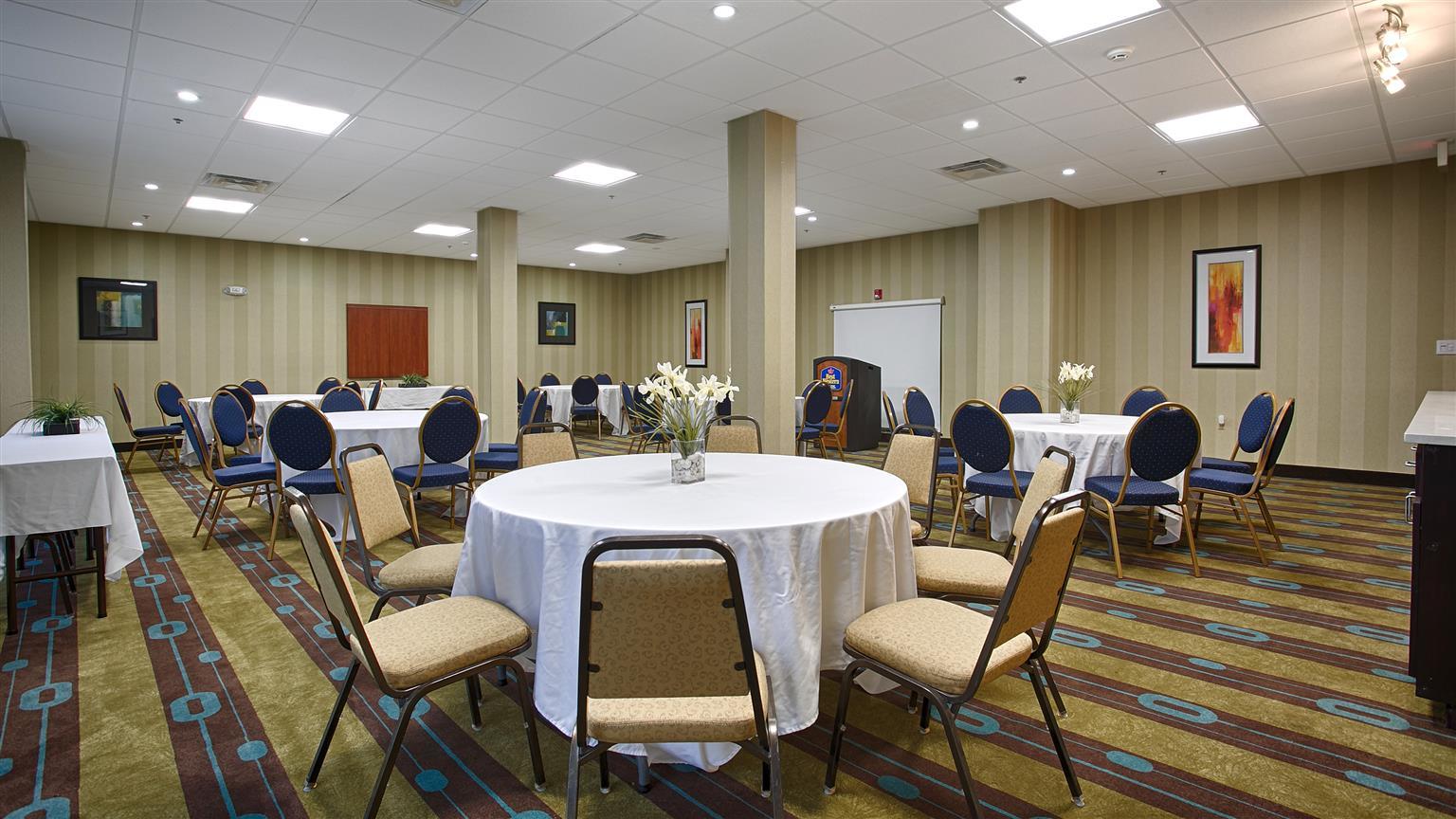 Best Western Savannah Airport Inn & Suites Pooler Esterno foto